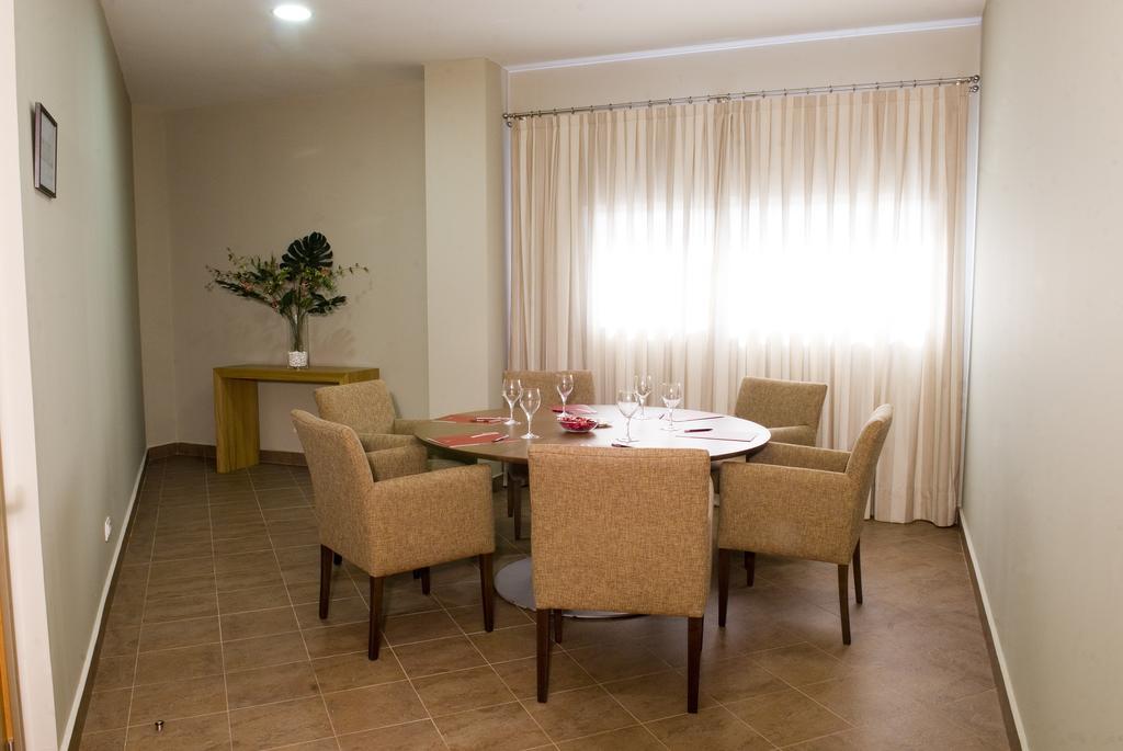 Hotel Azuqueca Azuqueca de Henares Zewnętrze zdjęcie